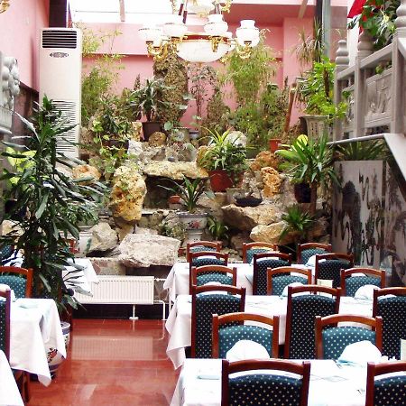 Hotel Astra Братислава Екстер'єр фото